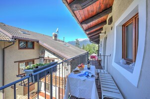 Appartamento familiare, camere multiple (San Marco Lodge Apt Mountain Retreat) | Ristorazione all'aperto