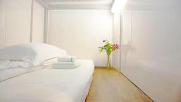Basic Shared Dormitory, 1 Twin Bed, Non Smoking, Patio | Down comforters, free WiFi, bed sheets