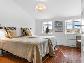 2 bedrooms, internet