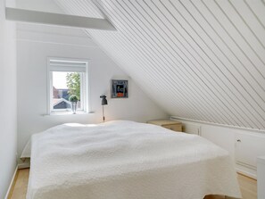 4 bedrooms, WiFi