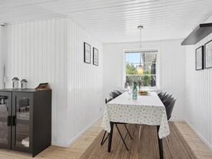 Dining - "Adser" - 600m from the sea by Interhome (Jerup)