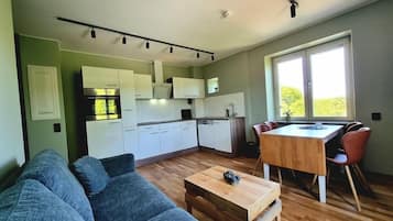 Family Apartment | 1 bedroom, iron/ironing board, free WiFi, bed sheets