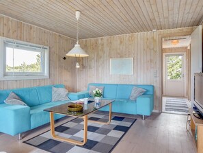 TV, fireplace - "Arun" - 150m from the sea by Interhome (Læsø)