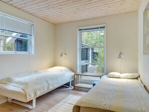 3 bedrooms, Internet