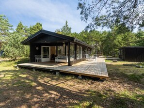 Terrace/patio - "Sofus" - 500m from the sea by Interhome (Læsø)