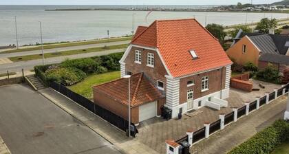"Kosara" - 50m from the sea by Interhome