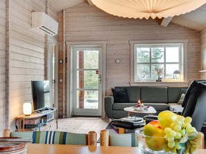 TV - "Herfrid" - 600m from the sea by Interhome (Ringkøbing)