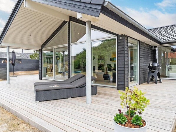 Terrace/patio - "Fenno" - 900m from the sea by Interhome (Blåvand)