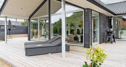 "Fenno" - 900m from the sea by Interhome