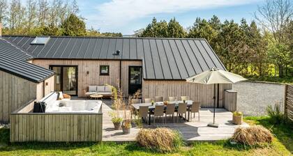 "Gunny" - 500m to the fjord by Interhome