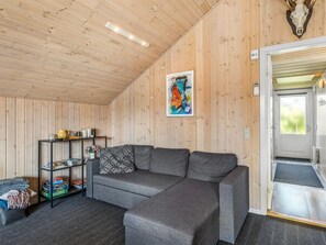 Tv, pejs, dvd-afspiller