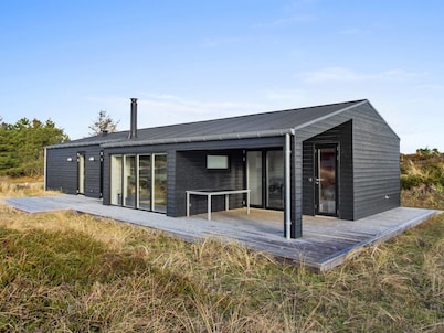 "Jirina" - 750m from the sea by Interhome