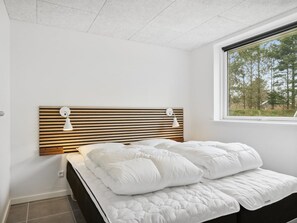5 bedrooms, internet