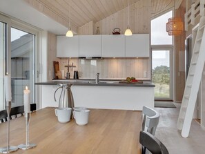 Fridge, dishwasher, cookware/dishes/utensils