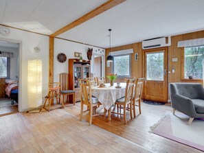 Dining - "Amala" - 2.5km from the sea by Interhome (Rømø)