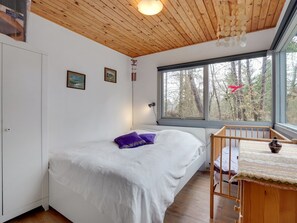 2 bedrooms, Internet