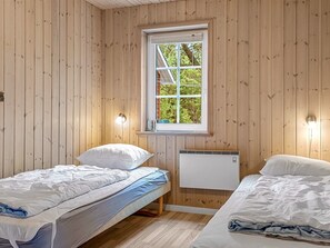 5 bedrooms, internet
