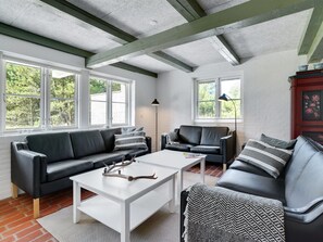 TV, fireplace - "Romy" - 3.5km from the sea by Interhome (Rømø)