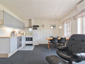 Køleskab, mikrobølgeovn, ovn, opvaskemaskine