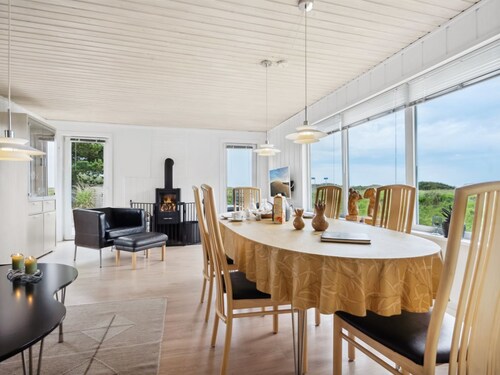 "Swana" - 550m from the sea by Interhome