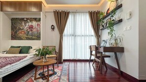 1 habitación, tabla de planchar con plancha, wifi y ropa de cama