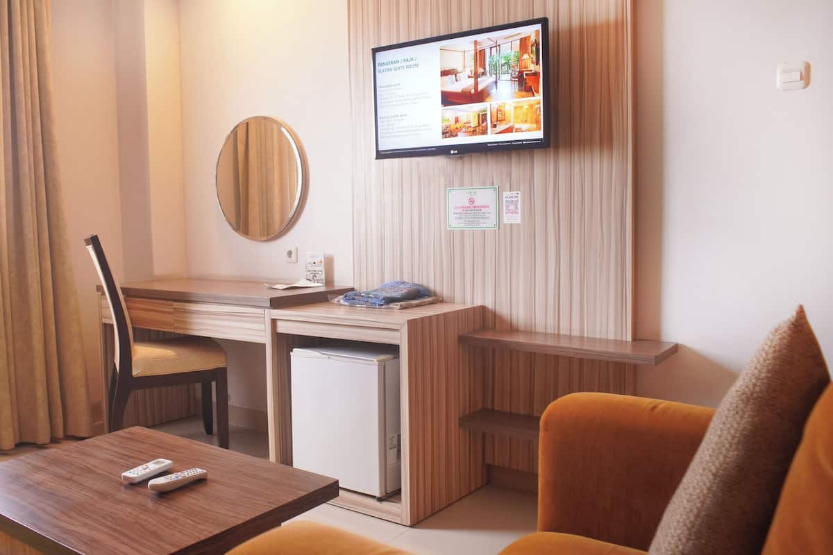 Moderate Suite | Free WiFi, bed sheets