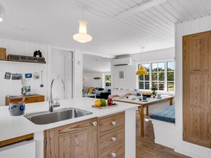 Fridge, dishwasher, cookware/dishes/utensils - "Neija" - 800m from the sea by Interhome (Fanø)