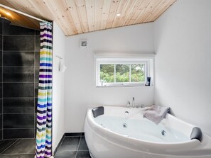 Bathroom - "Stefana" - 200m from the sea by Interhome (Fanø)