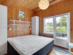 3 bedrooms, WiFi