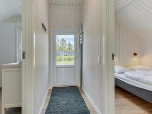 3 bedrooms, internet