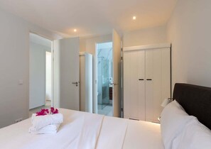2 chambres, fer et planche à repasser, Wi-Fi, literie fournie