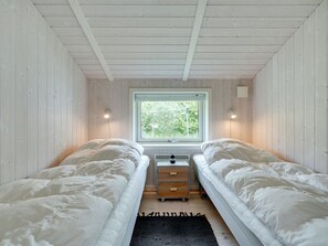 3 bedrooms, WiFi - "Gustava" - 700m from the sea by Interhome (Sydals)