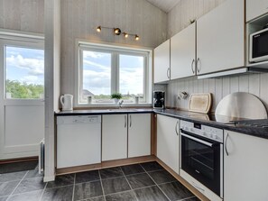 Køleskab, mikrobølgeovn, ovn, opvaskemaskine