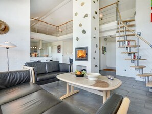 TV, fireplace, DVD player