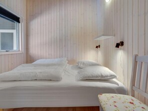 3 bedrooms, WiFi