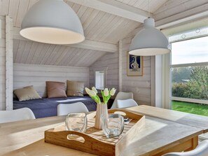 3 bedrooms, WiFi