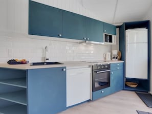 Køleskab, mikrobølgeovn, ovn, opvaskemaskine