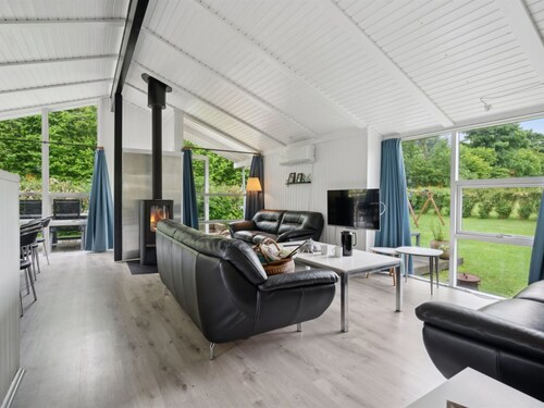 "Annica" - 150m from the sea by Interhome