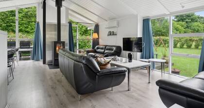 "Annica" - 150m from the sea by Interhome