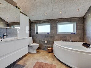 Bathroom - "Elsebet" - 600m from the sea by Interhome (Sydals)
