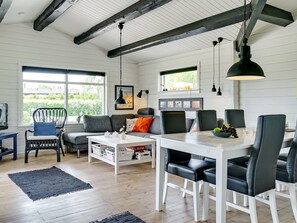 Dining - "Ølwir" - 400m to the fjord by Interhome (Egernsund)