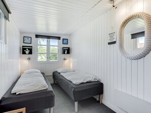 2 bedrooms, Internet