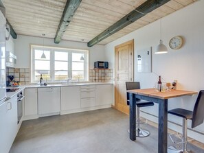 Køleskab, mikrobølgeovn, ovn, opvaskemaskine