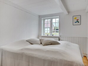 3 bedrooms, internet