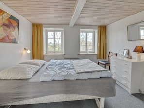 3 chambres, accès à Internet