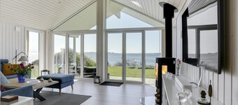 "Lander" - 20m from the sea by Interhome