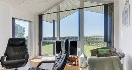"Myrte" - 500m from the sea by Interhome