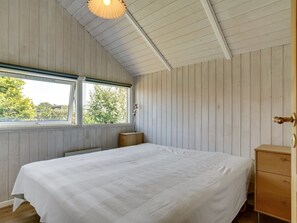 4 bedrooms, WiFi