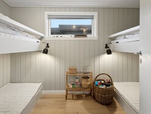 3 bedrooms, WiFi - "Pedersen" - 50m from the sea by Interhome (Sjølund)
