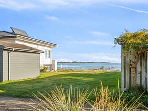 Property grounds - "Pedersen" - 50m from the sea by Interhome (Sjølund)